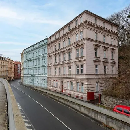 Promenade View Apartment Karlovy Vary